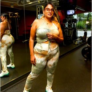 Hailey 2 piece Ruched Crop Top And Leggings Set